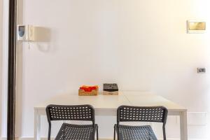 Artistic Urban Apartment