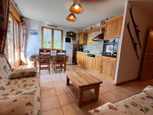 Appartements Charming apartment with exceptional view, 200 m from gondola, 1 bedroom max 6 persons : photos des chambres