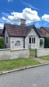 Gatelodge - Charming 2-Bed Cottage, Exmouth - Sleeps 3 - Lympstone