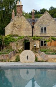 Gants Mill Farmhouse - walk to Bruton