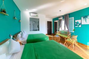 Phòng Gia Đình Có Ban Công (Family Room with Balcony)