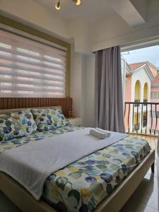 Cozy 3BR Unit Near Mines View