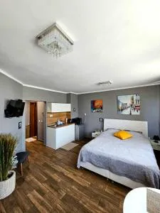 Studio Secrets - Trud