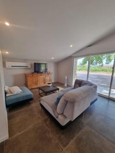 Appartements Une Nuit au Coeur d-un Vignoble Provencal Piscine : photos des chambres