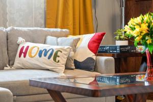 2BR Suite Near Golf Course! FREE Banff Pass, Parking, Netflix!