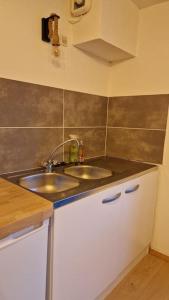 Appartements Maison de bourg Clermont-Ferrand : photos des chambres