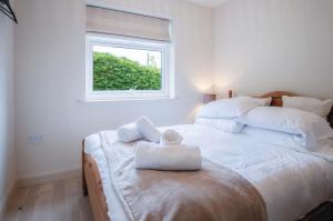 Bayview 3 - 2 Bedroom Chalet - Bayview Oxwich