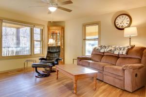 Peaceful Mars Hill Home with Porch and Mountain Views