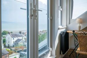 Overland Road – 4 Bedroom House – Mumbles