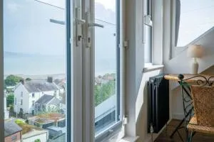 Overland Road – 4 Bedroom House – Mumbles - The Mumbles