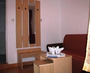Tranzit Twin Room 20:00 p.m - 8:00 a.m.  room in Cazare Casa Cristina