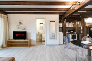 ELEGANTE VILLINO nel verde di Roma