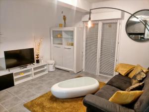 Maisons de vacances Maison de bourg avec terrasse : photos des chambres
