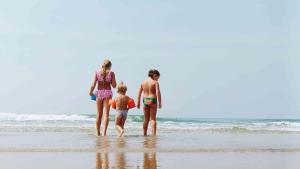 36 Yard Beach Cottages