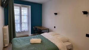 Hotels A La Vielle Halle : Chambre Double