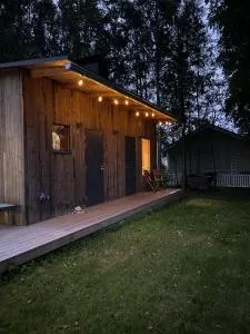 Vierastupa lähellä keskustaa - 肯佩莱