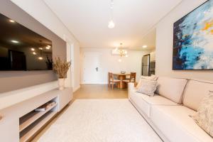 Apto de Alto Padrão em Jurerê Internacional QF6348