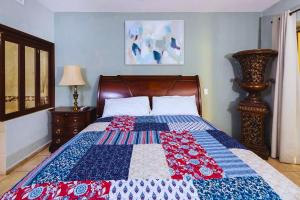 Spacious 4 bedroom Condo with expansive Ocean Views and luxurous features - #910 Sonoran Sky - RP Vacation