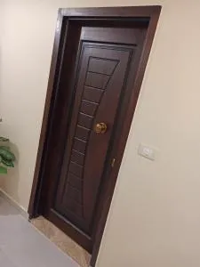 Cozy Apartment by the sea between Hilton and four seasons, no view - ‘Izbat Far‘awn