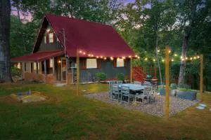 Red A Frame Shenandoah Escape Fire Pit BBQ - Britain