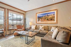 Oxford Court 108 by East West Hospitality