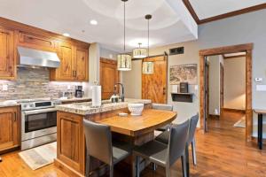 Oxford Court 108 by East West Hospitality