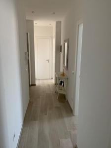 Trilocale con vista e due bagni vicino CityLife