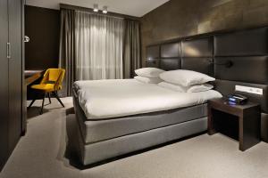 Comfort Twin Room room in Amsterdam Forest Hotel