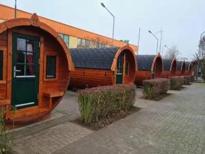 Schlaffass Holzfass im Banjapark Rees ohne Banja Sauna - Aspel Schlaffass Holzfass im Banjapark Rees ohne Banja Sauna - Aspel