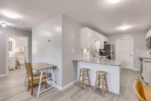 Pet-Friendly Retreat with Patio in Bolivia!