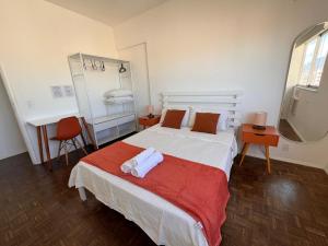 2 Quartos, Estacionamento, Academia AC40-1003