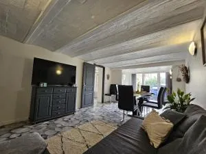 Appartement fleuri - 拉尼