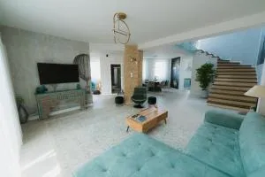 Casa Dumars - Luna de Sus