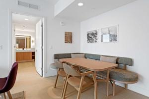 Orange Crush - Resort-Style Amenities & Location