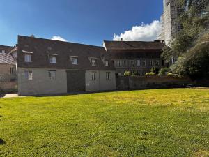 Appartements Duplex confort exceptionnel hyper centre calme sans vis a vis parking vue jardin : Appartement 2 Chambres