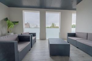 Appartements Le Trianon - Parking Prive : photos des chambres