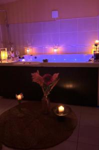 Maisons de vacances Jacuzzi BBQ Parking Maison Privee Confortable : photos des chambres