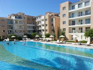 Apartment with Pool View  room in Elysia Park Apartment 203
