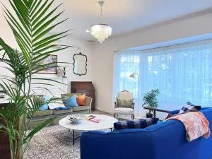 Sunny Retro Home Burnside area - Burnside