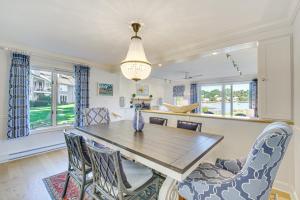 Waterfront Condo Walk to Downtown Boothbay Harbor