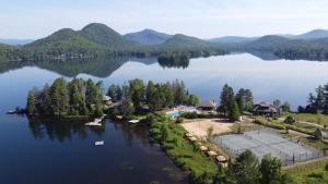 Lakefront Mountain View - Resort Access Loft