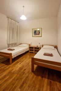 Apartments by the sea Kastel Novi, Kastela - 20607