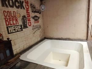 Dpto con jacuzzi y patio privado