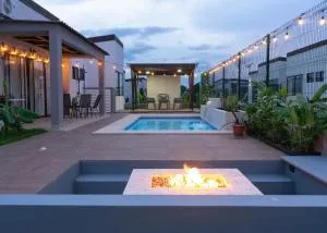 Amaia Beach House - Aguadulce