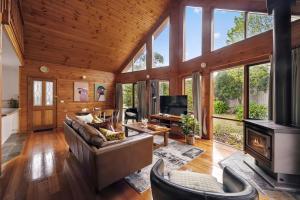 Beachside Loft Retreat