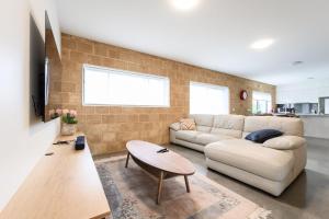 Whales Wombats Cape Paterson