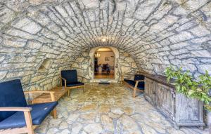 Lovely Home In Malinska With Wifi