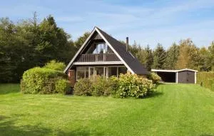 3 Bedroom Stunning Home In Højslev - Løgstrup