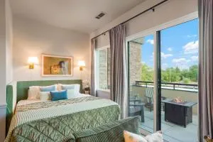 Golden Condo Patio with MTN Views Walk to DT Golden and School of Mines - Idledale