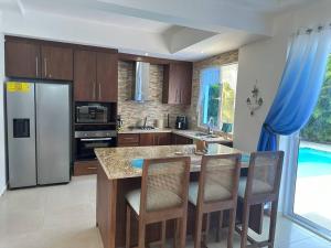 Timeless Luxury Villa-Ocean View 3BRM-5Bath-Pool